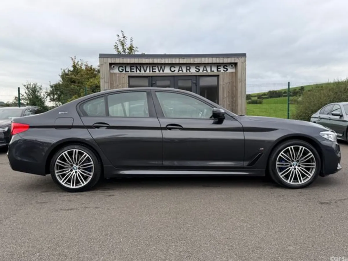 BMW 5-Series Saloon, Petrol Plug-in Hybrid, 2018, Grey