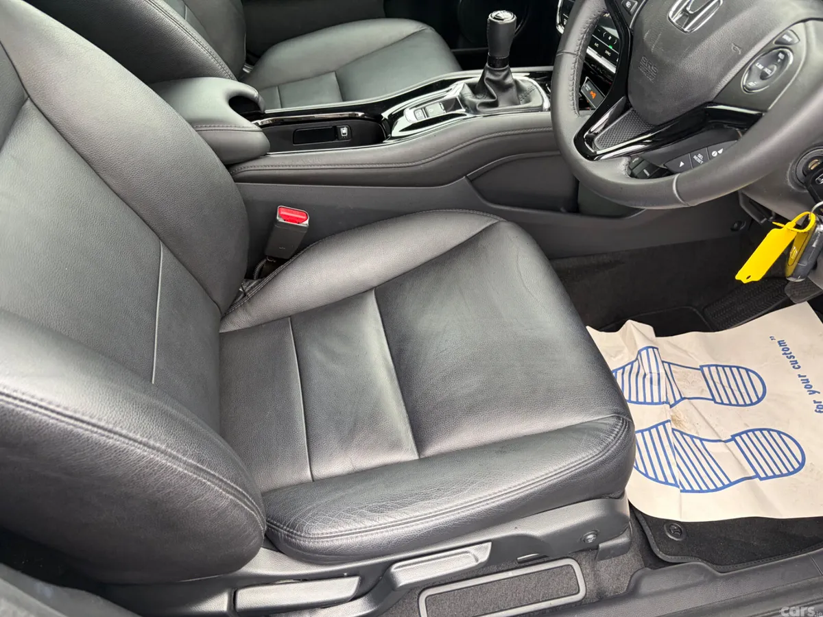Honda HR-V SUV, Petrol, 2017, Grey