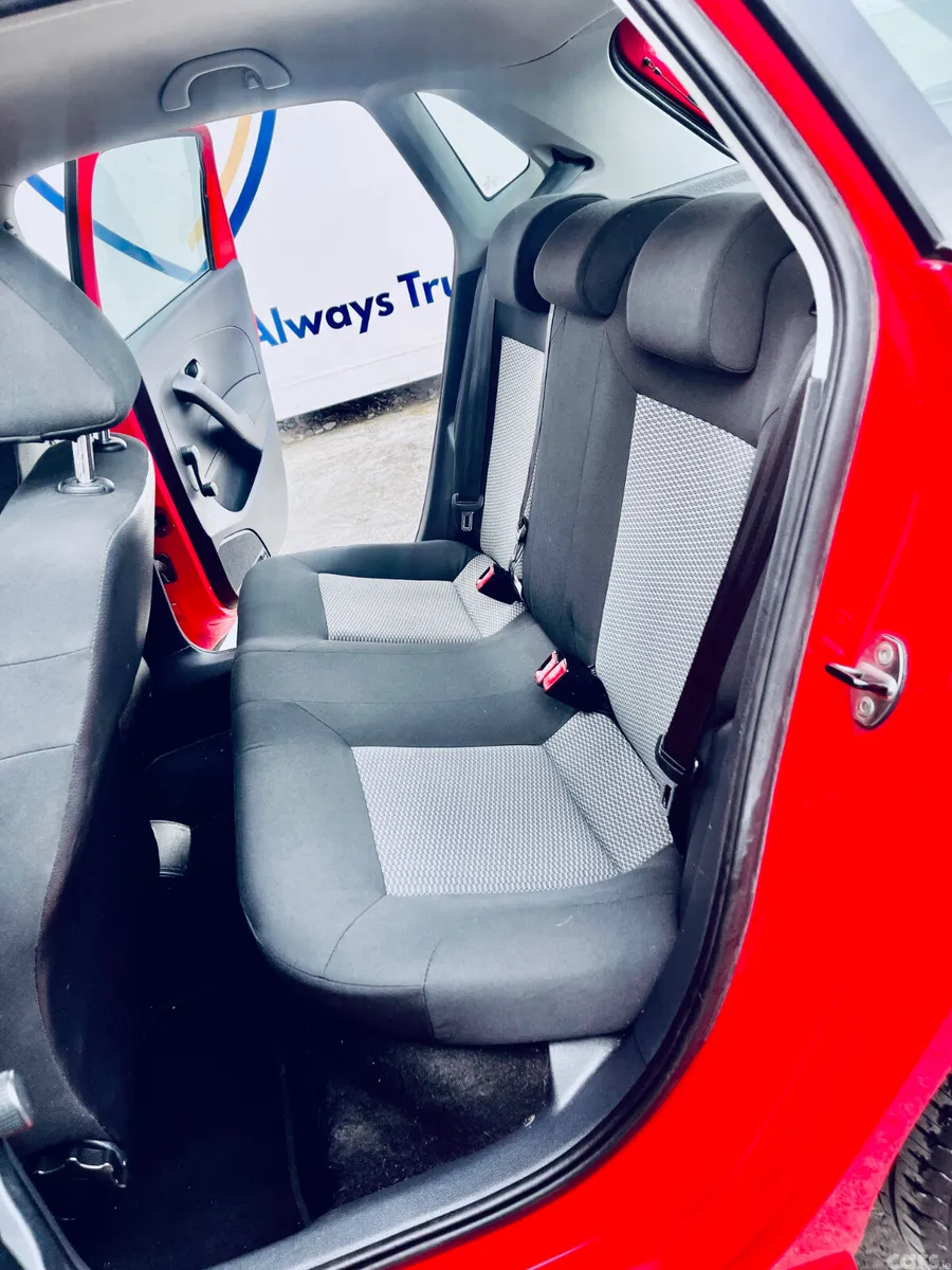 Volkswagen Polo Hatchback, Petrol, 2012, Red