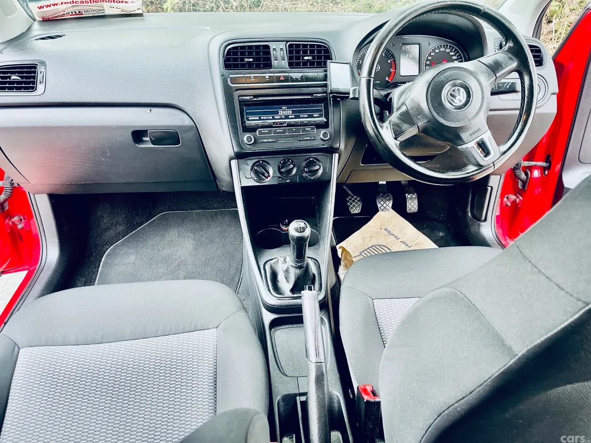 Volkswagen Polo Hatchback, Petrol, 2012, Red