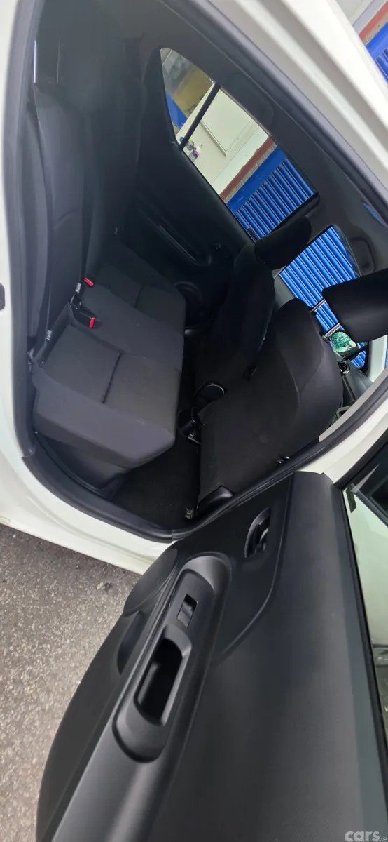 Toyota Aqua Hatchback, Petrol Hybrid, 2017, Blue