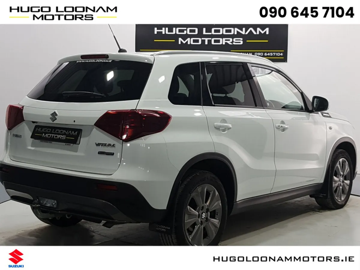 Suzuki Vitara SUV, Petrol Hybrid, 2024, White