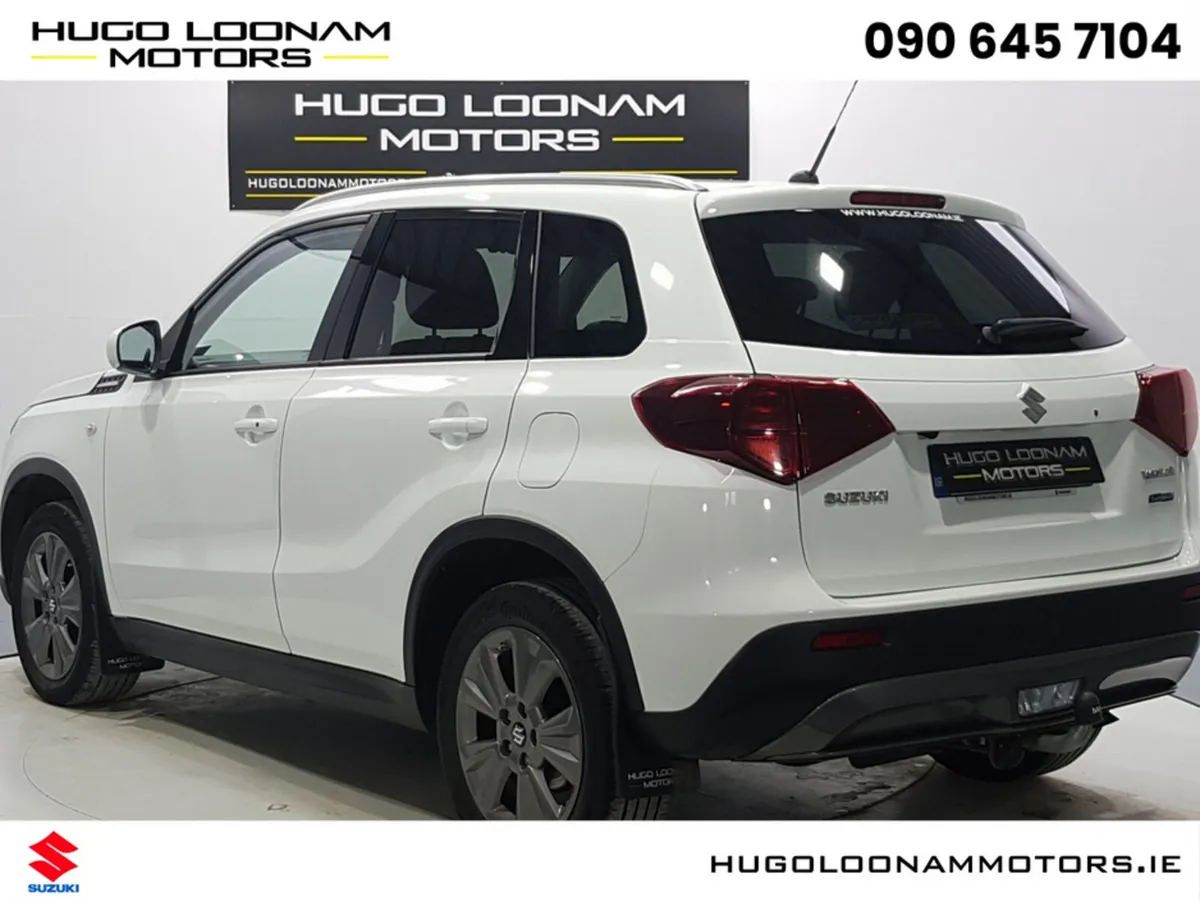 Suzuki Vitara SUV, Petrol Hybrid, 2024, White