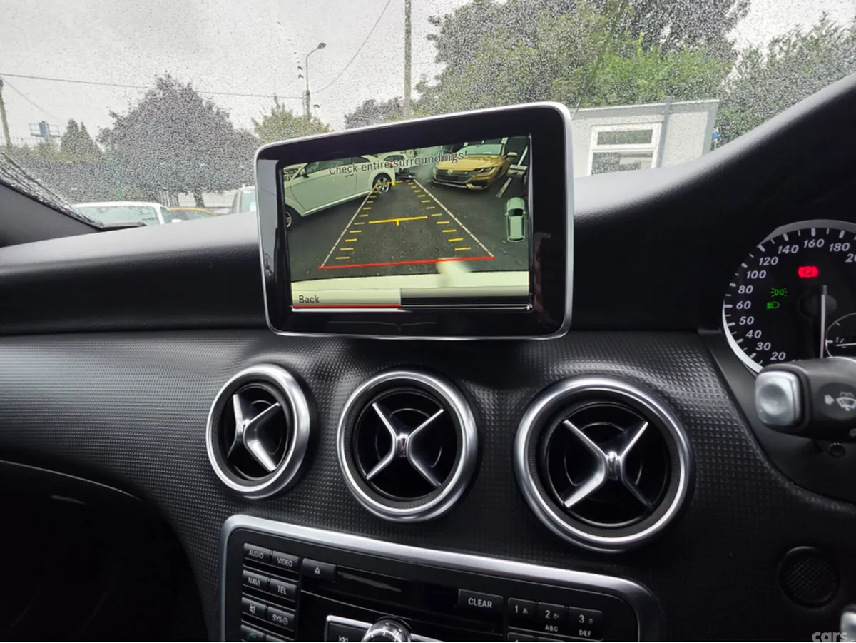 Mercedes-Benz A-Class Hatchback, Petrol, 2015, White