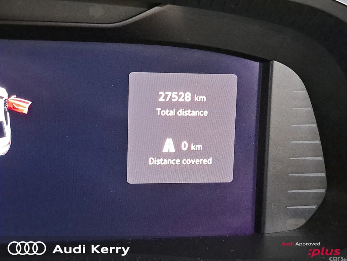 Skoda Octavia Saloon, Petrol, 2025, Grey