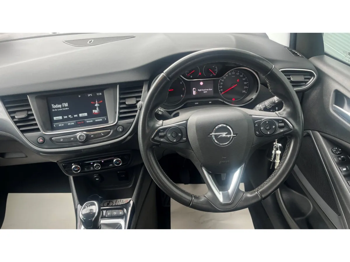Opel Crossland MPV, Diesel, 2023, Black