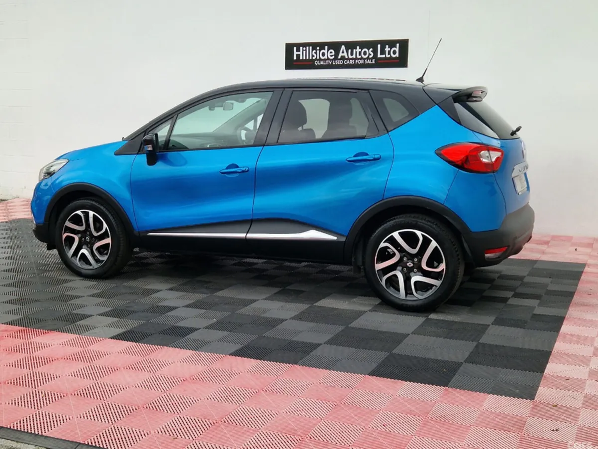 Renault Captur Hatchback, Petrol, 2015, Blue