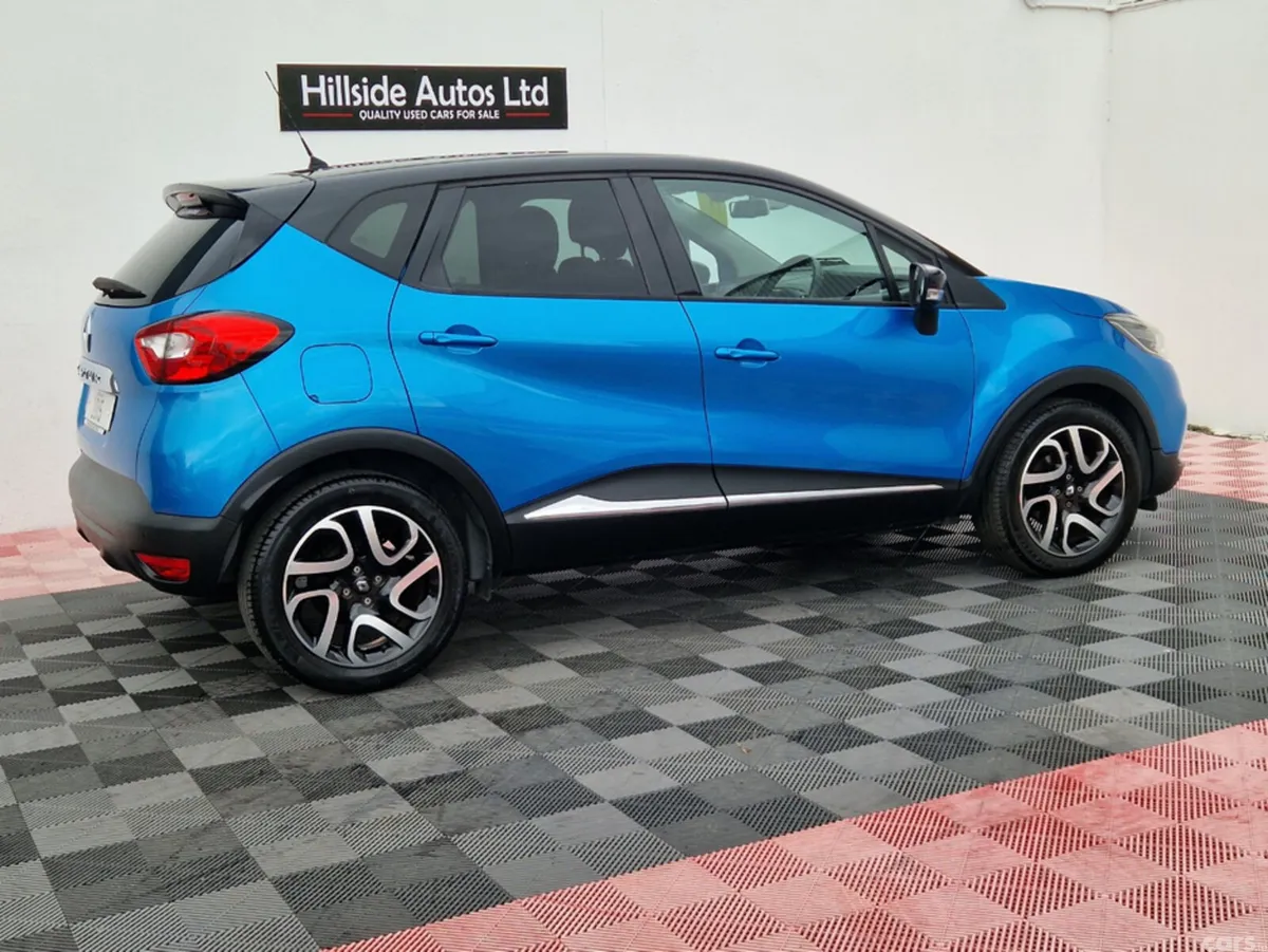 Renault Captur Hatchback, Petrol, 2015, Blue