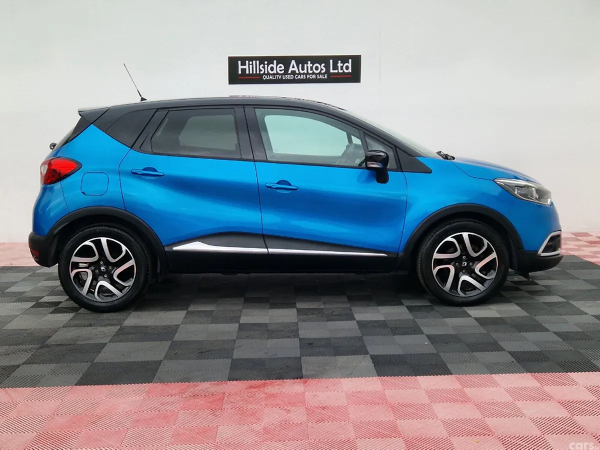 Renault Captur Hatchback, Petrol, 2015, Blue