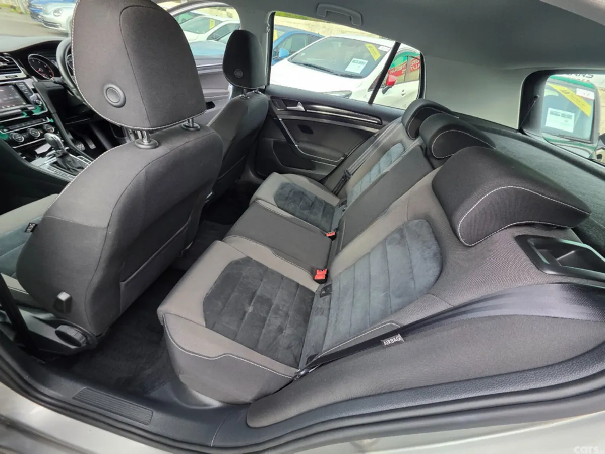 Volkswagen Golf Hatchback, Petrol, 2013, Silver