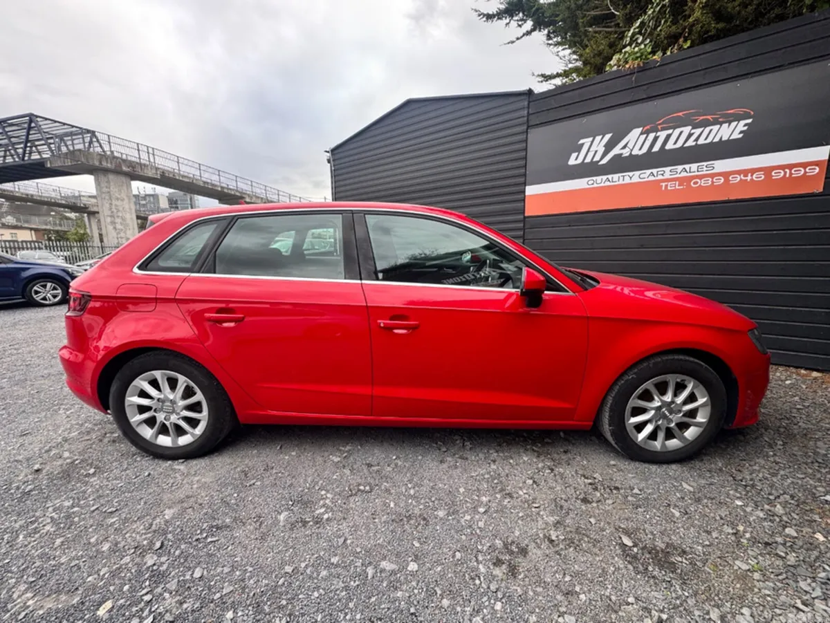 Audi A3 Hatchback, Petrol, 2015, Red