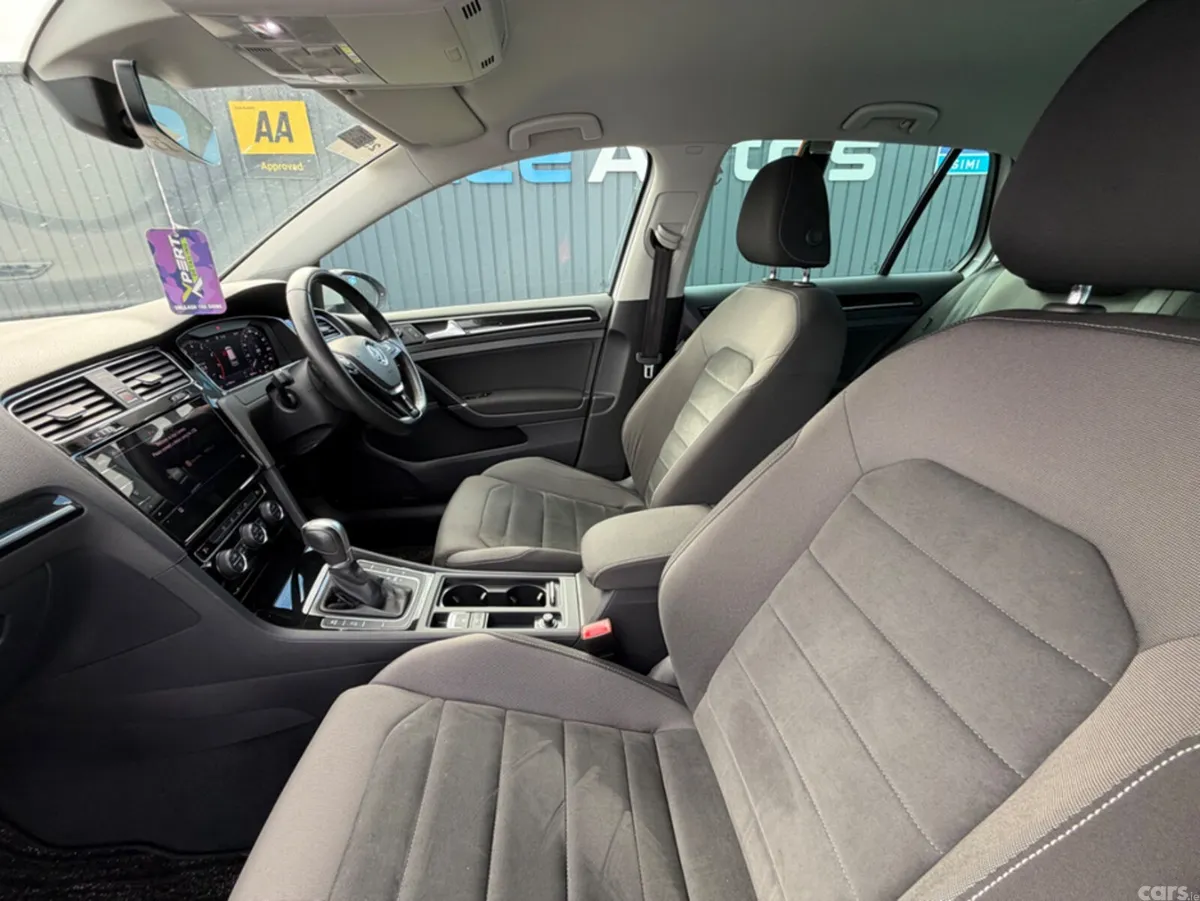Volkswagen Golf Hatchback, Petrol, 2017, White