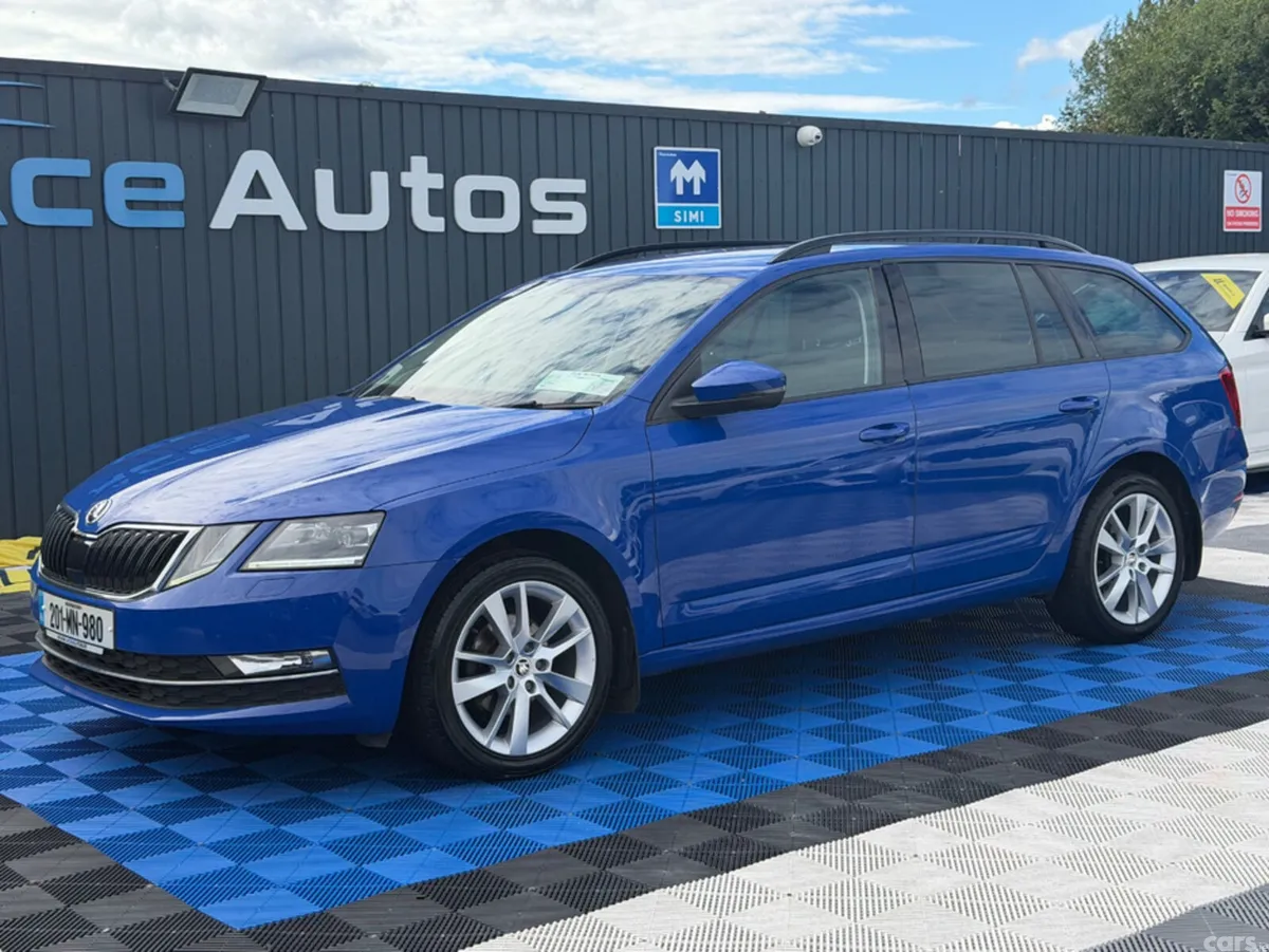 Skoda Octavia Estate, Diesel, 2020, Blue