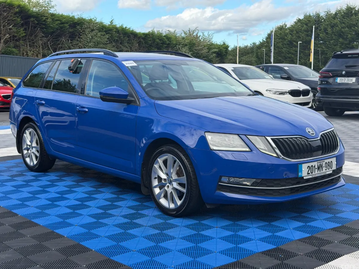 Skoda Octavia Estate, Diesel, 2020, Blue