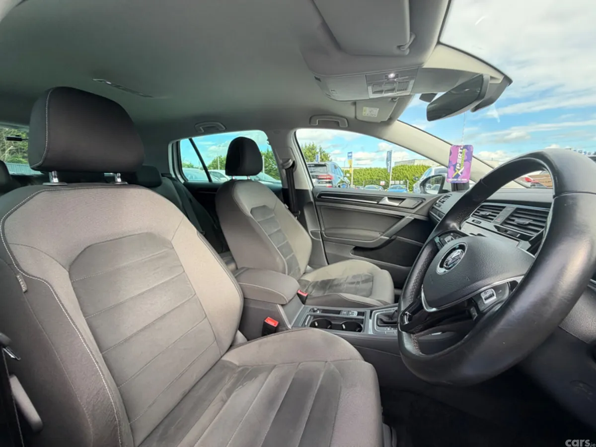 Volkswagen Golf Hatchback, Petrol, 2017, White