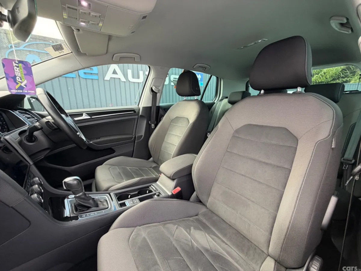 Volkswagen Golf Hatchback, Petrol, 2017, White