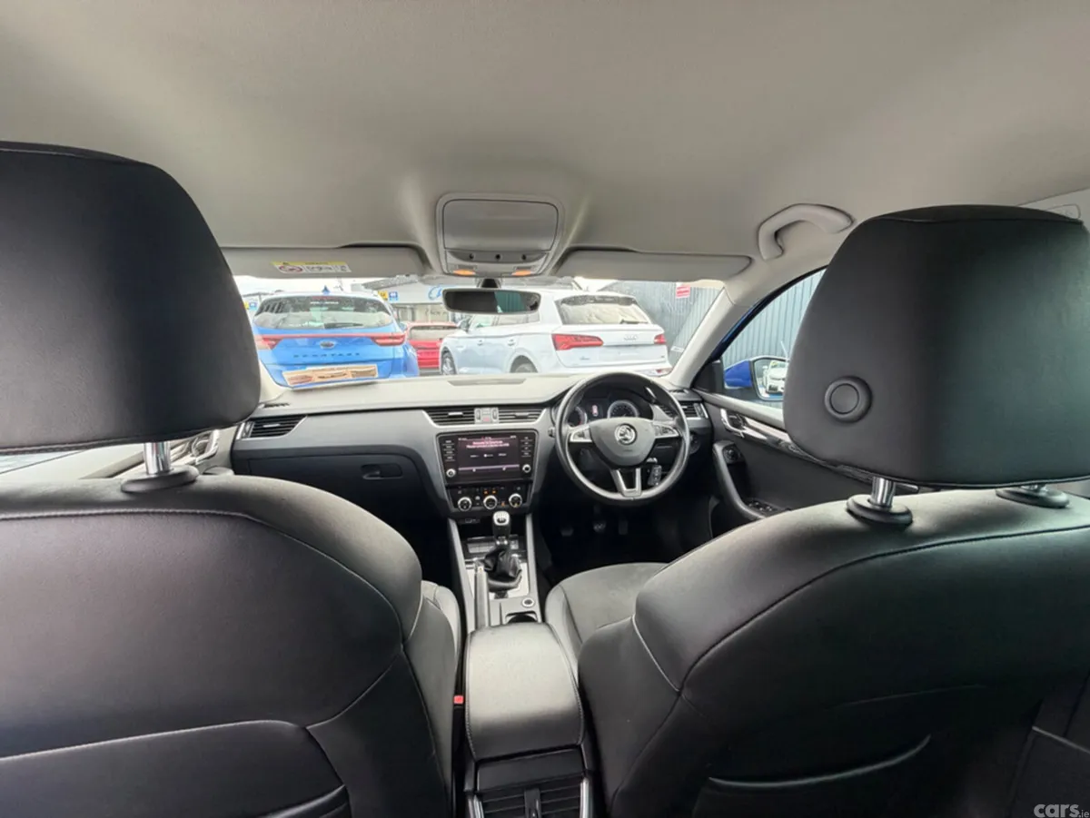 Skoda Octavia Estate, Diesel, 2020, Blue