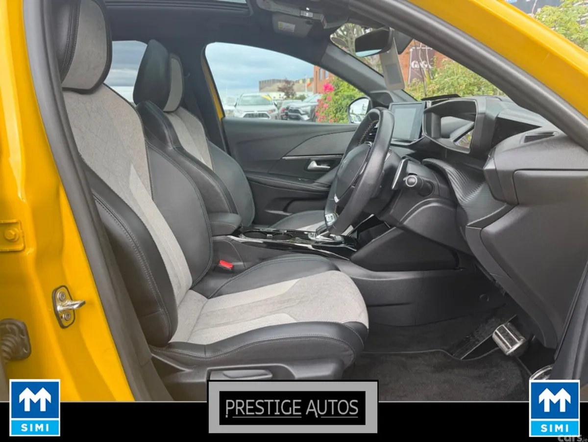 Peugeot 208 Hatchback, Petrol, 2020, Yellow