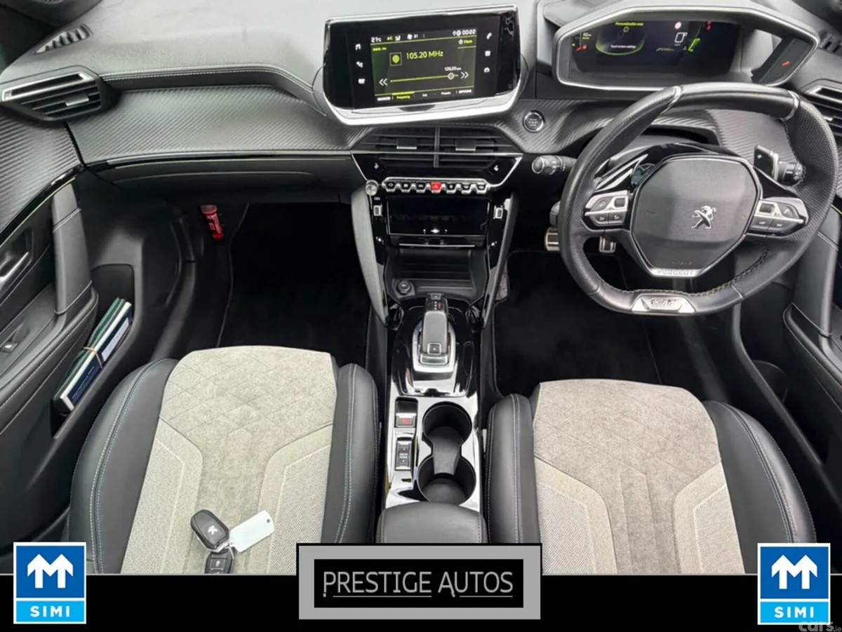 Peugeot 208 Hatchback, Petrol, 2021, White