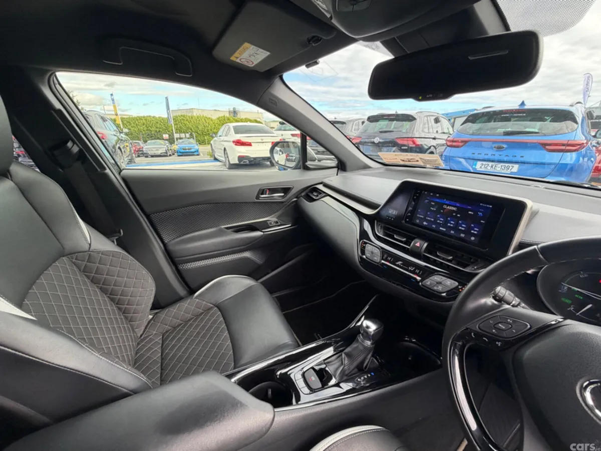 Toyota C-HR SUV, Petrol Hybrid, 2019, Black