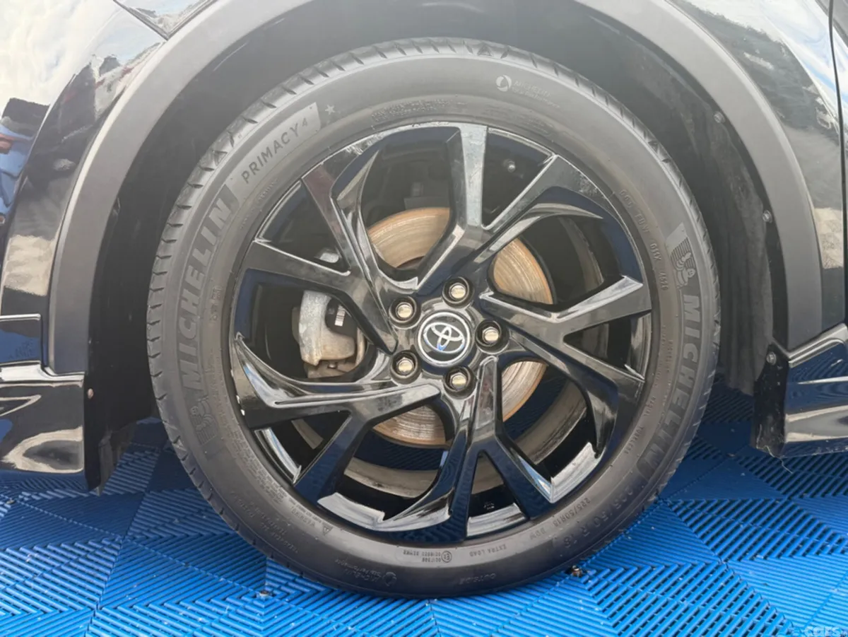 Toyota C-HR SUV, Petrol Hybrid, 2019, Black