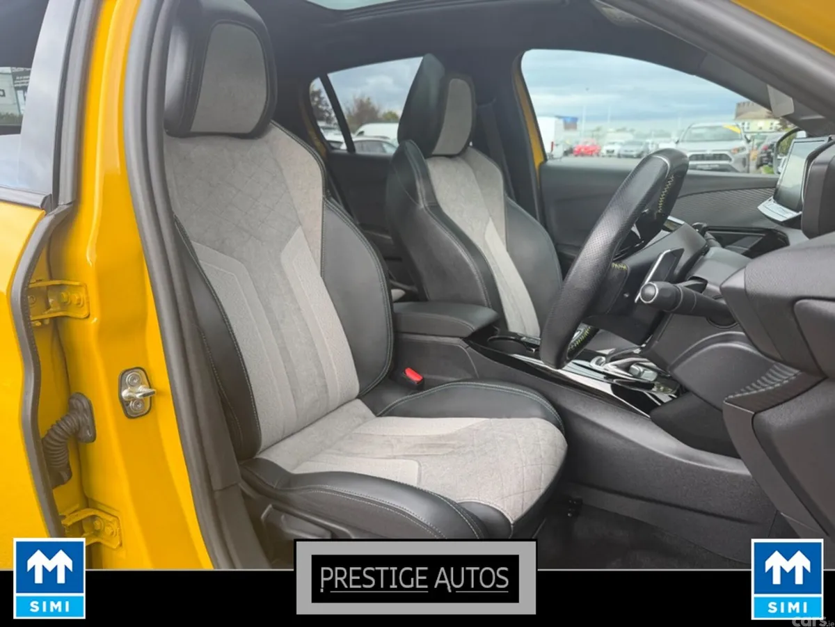 Peugeot 208 Hatchback, Petrol, 2020, Yellow