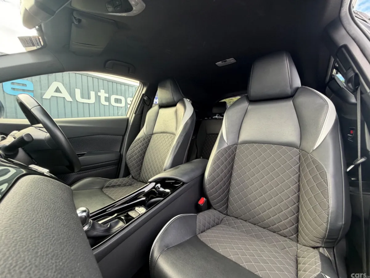 Toyota C-HR SUV, Petrol Hybrid, 2019, Black