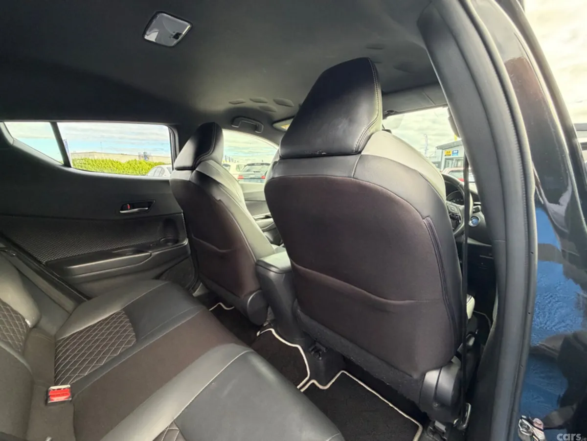 Toyota C-HR SUV, Petrol Hybrid, 2019, Black