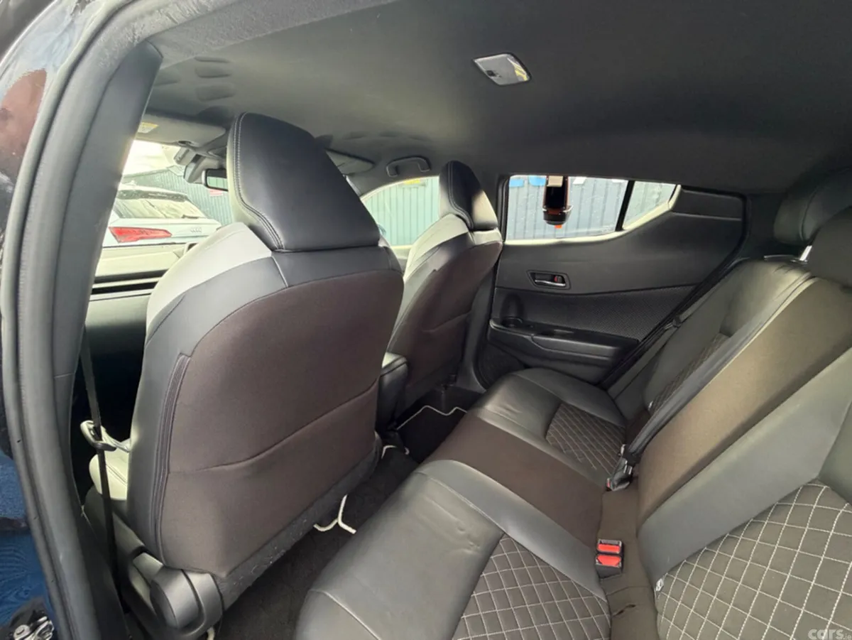 Toyota C-HR SUV, Petrol Hybrid, 2019, Black