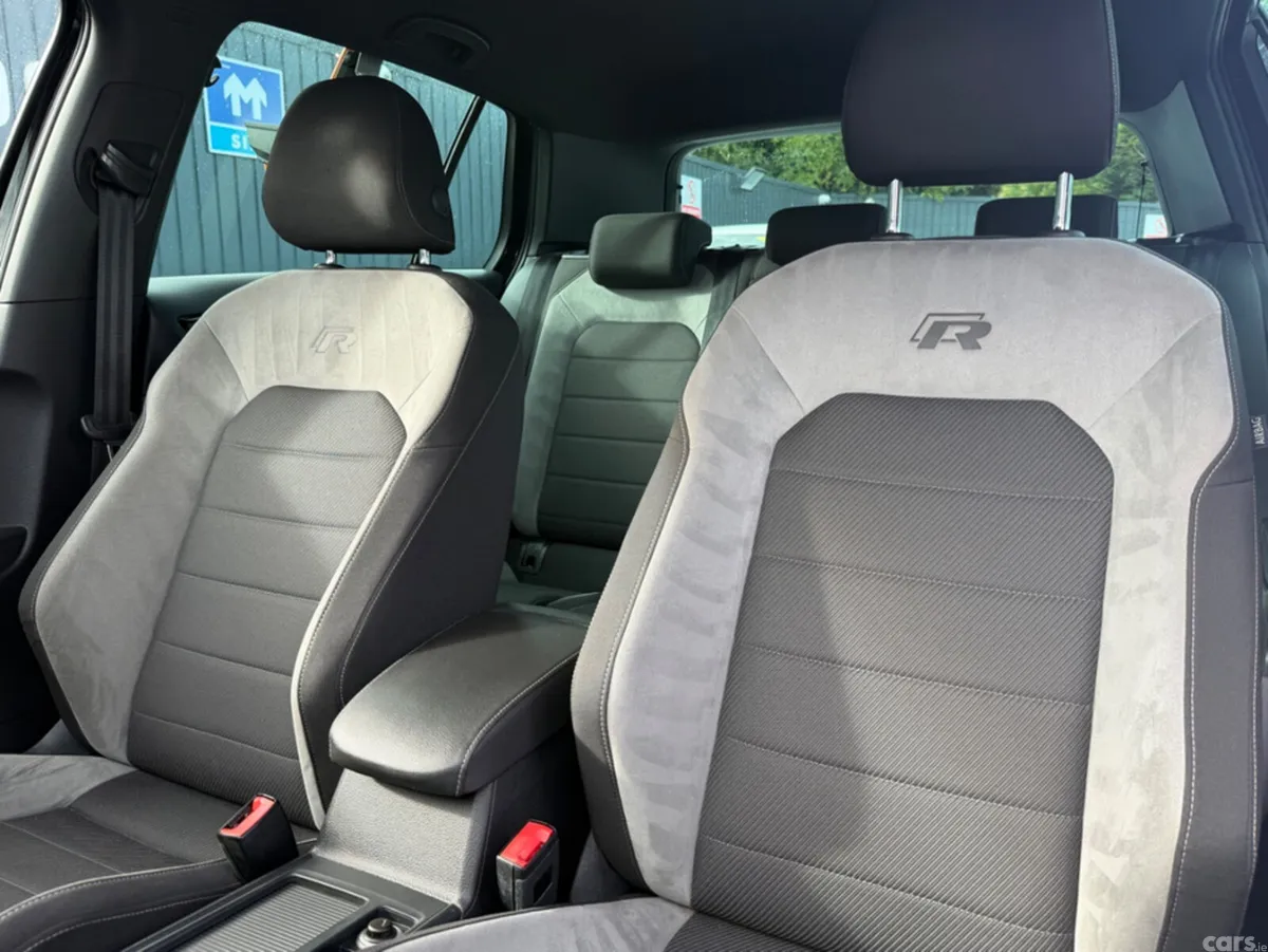 Volkswagen Golf Hatchback, Petrol, 2016, Black