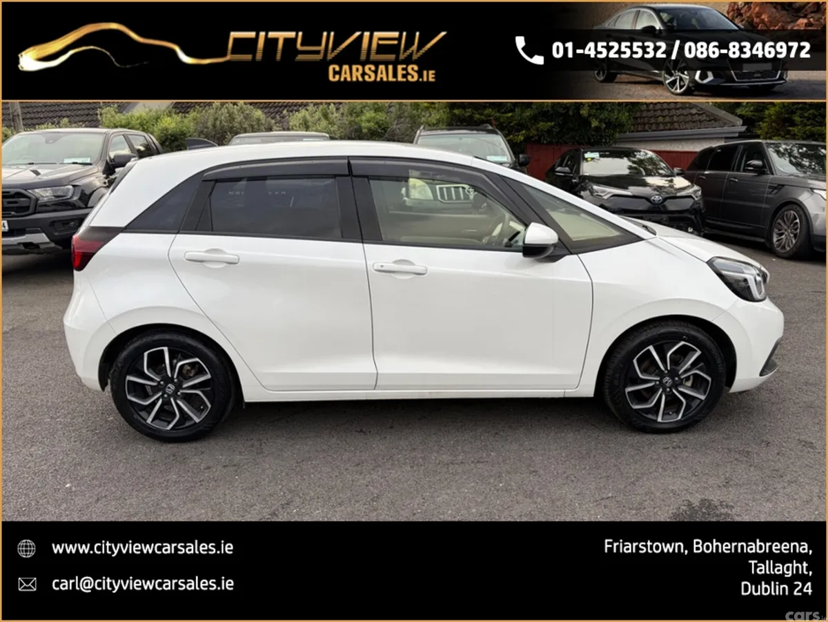 Honda Fit Hatchback, Petrol Hybrid, 2021, White