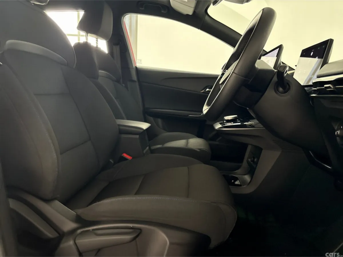 MG 4 Hatchback, Electric, 2024, Red