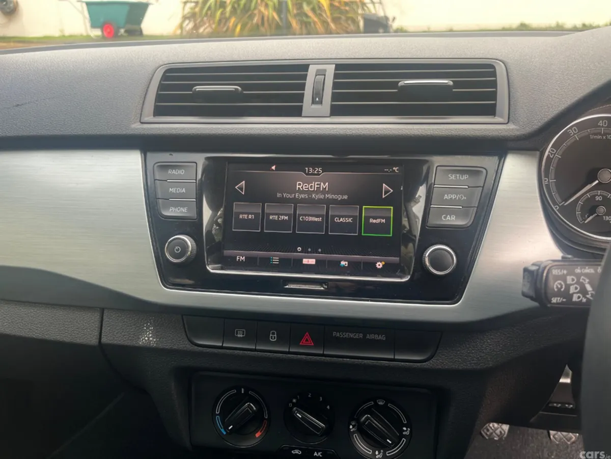 Skoda Fabia Hatchback, Petrol, 2019, Blue