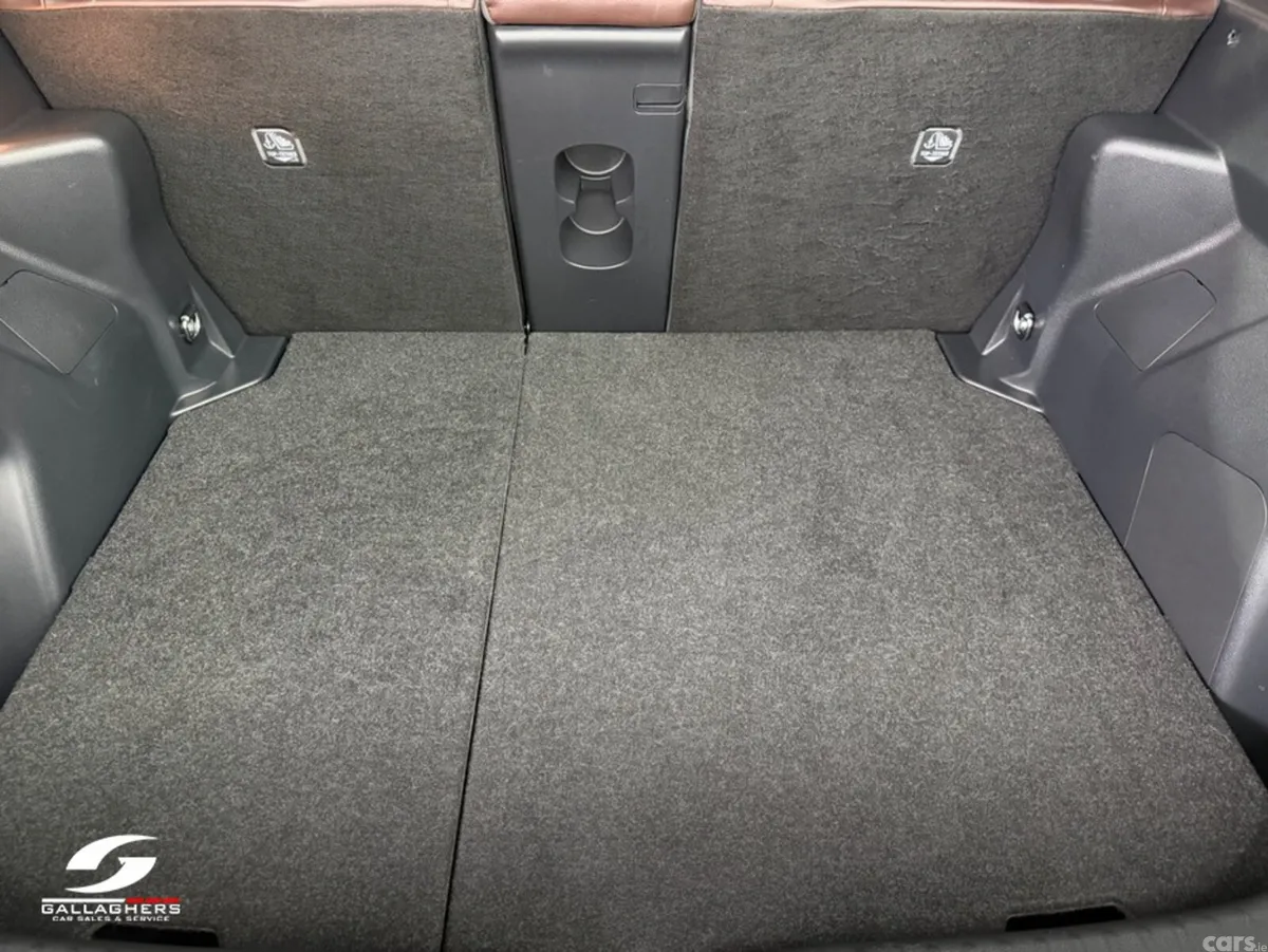 Toyota Yaris Cross SUV, Petrol Hybrid, 2021, Blue
