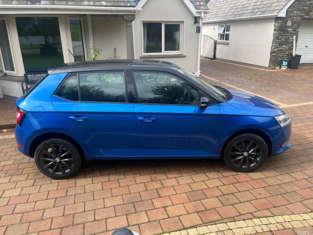 Skoda Fabia Hatchback, Petrol, 2019, Blue