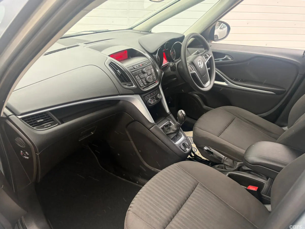 Vauxhall Zafira MPV, Diesel, 2014, Silver