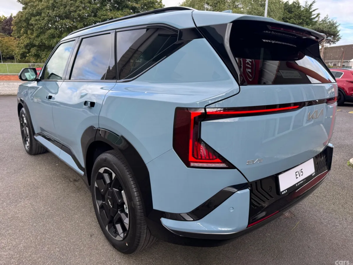 Kia EV5 SUV, Electric, 2027, Blue