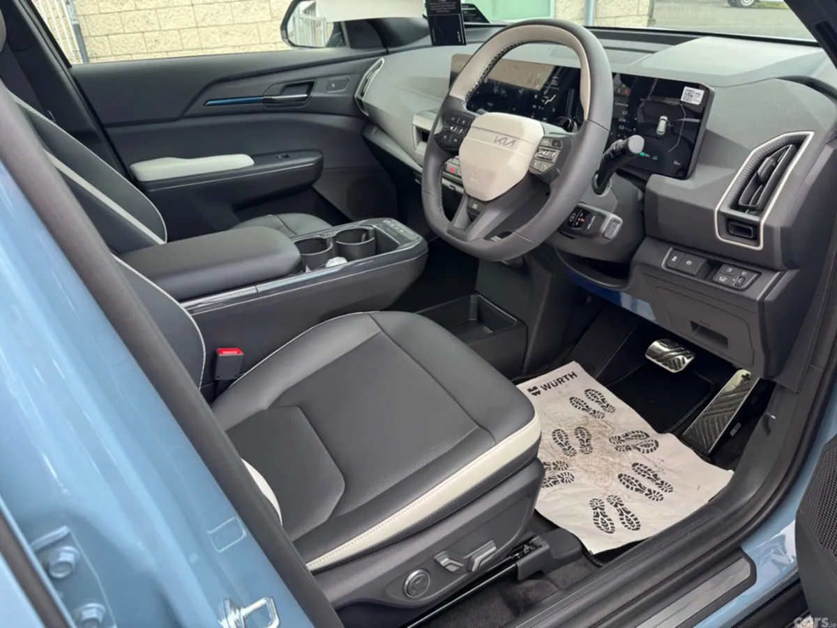 Kia EV5 SUV, Electric, 2027, Blue
