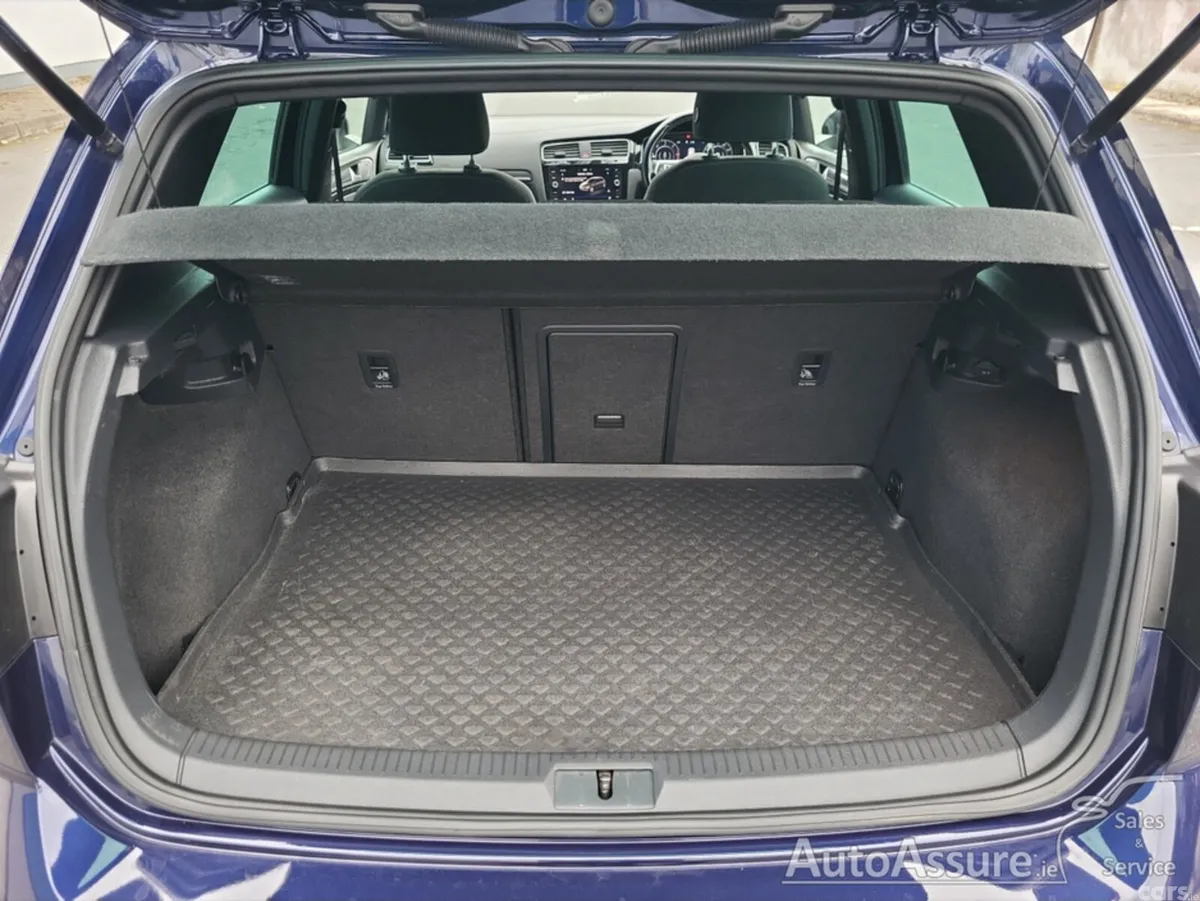 Volkswagen Golf Hatchback, Diesel, 2018, Blue
