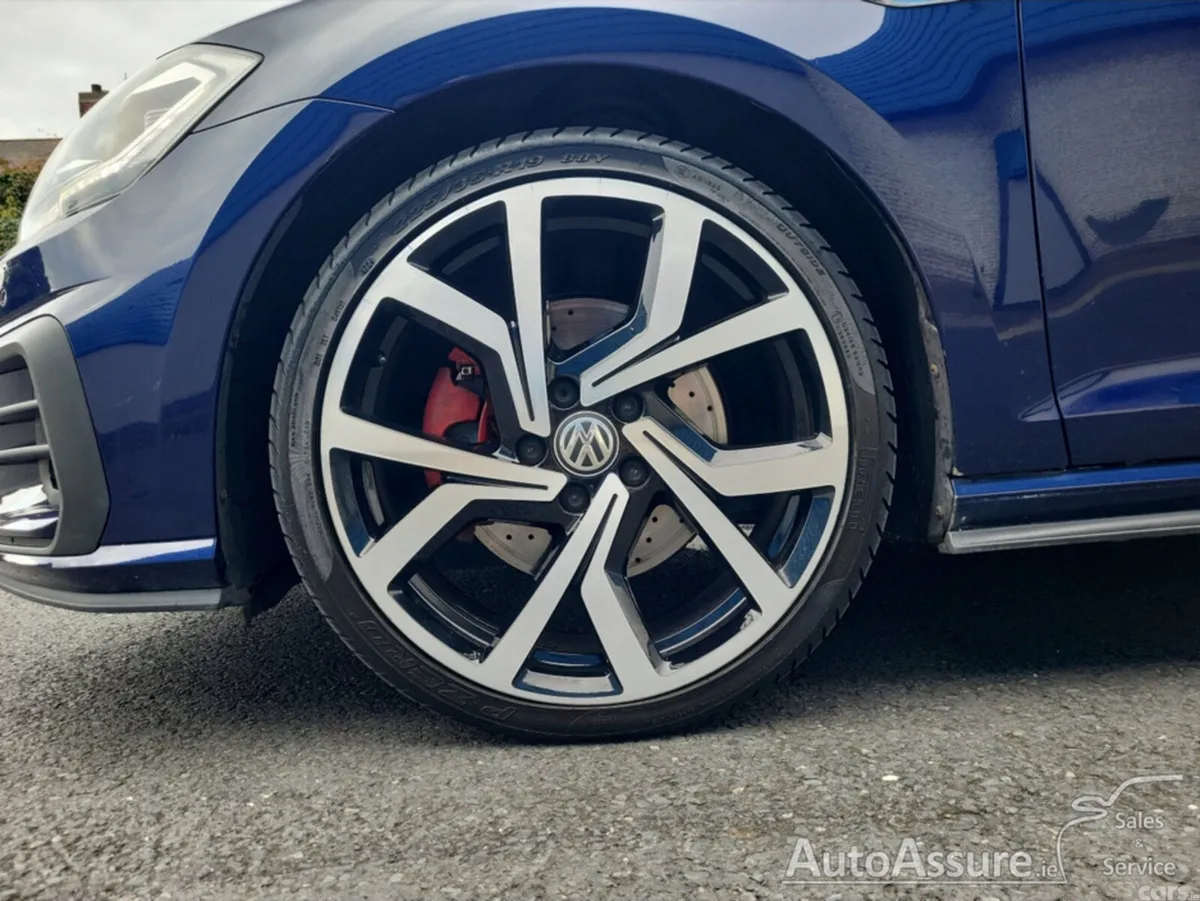 Volkswagen Golf Hatchback, Diesel, 2018, Blue