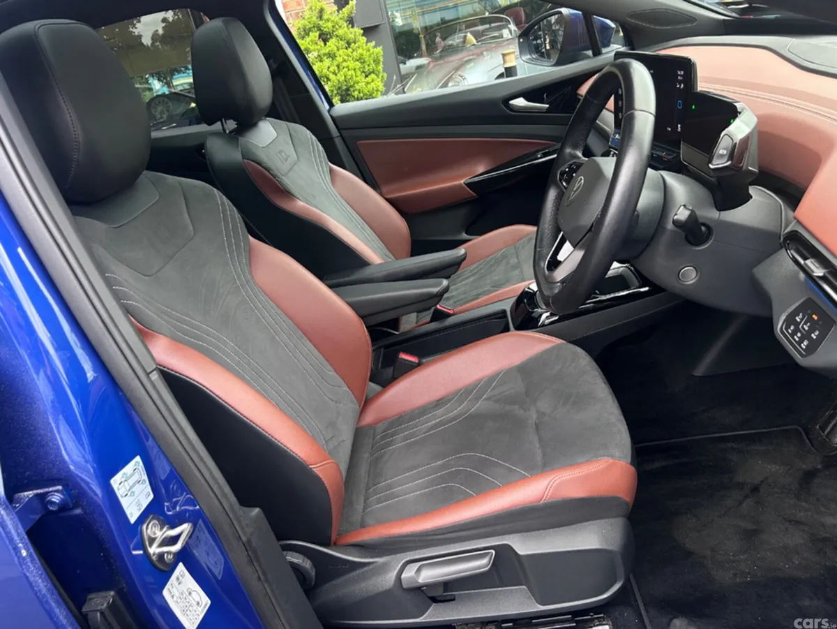 Volkswagen ID.5 SUV, Electric, 2022, Blue