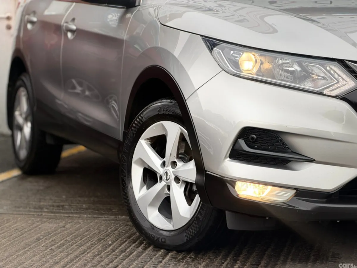Nissan Qashqai MPV, Diesel, 2018, Grey