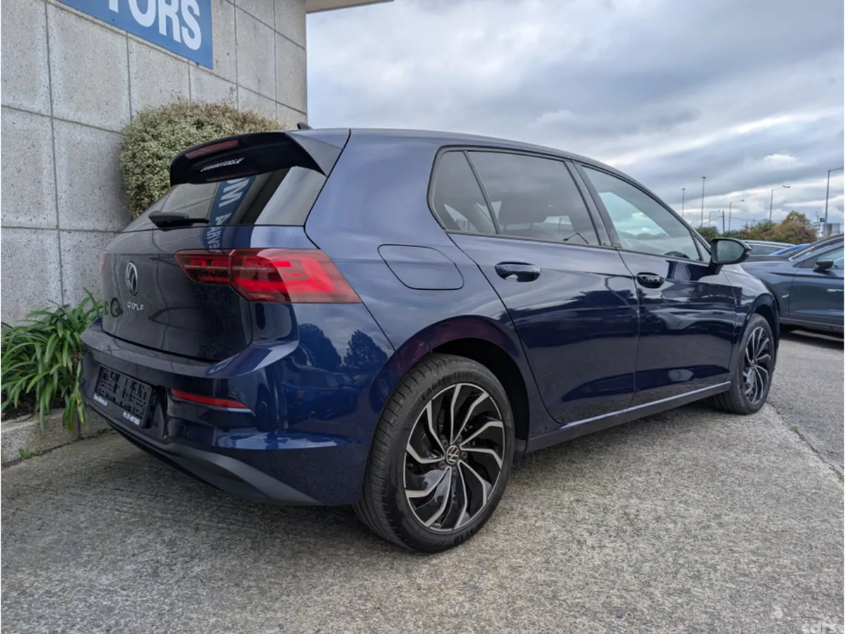 Volkswagen Golf Hatchback, Diesel, 2024, Blue