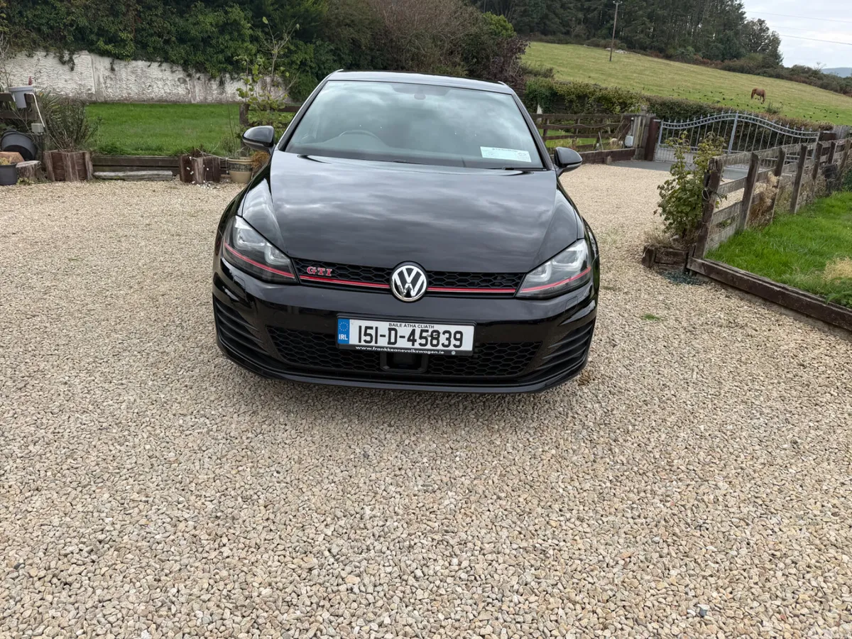 Volkswagen Golf Hatchback, Petrol, 2015, Black