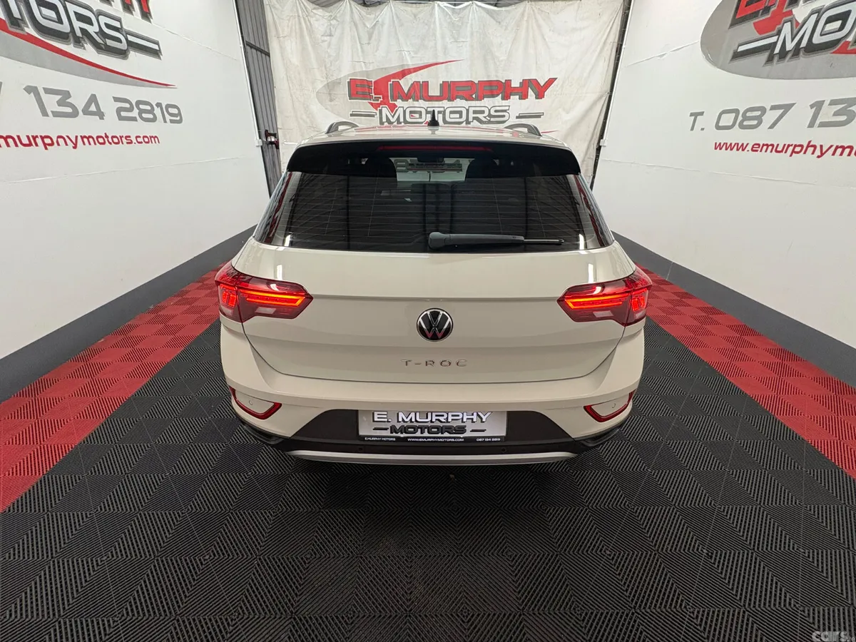 Volkswagen T-Roc SUV, Petrol, 2023, Grey
