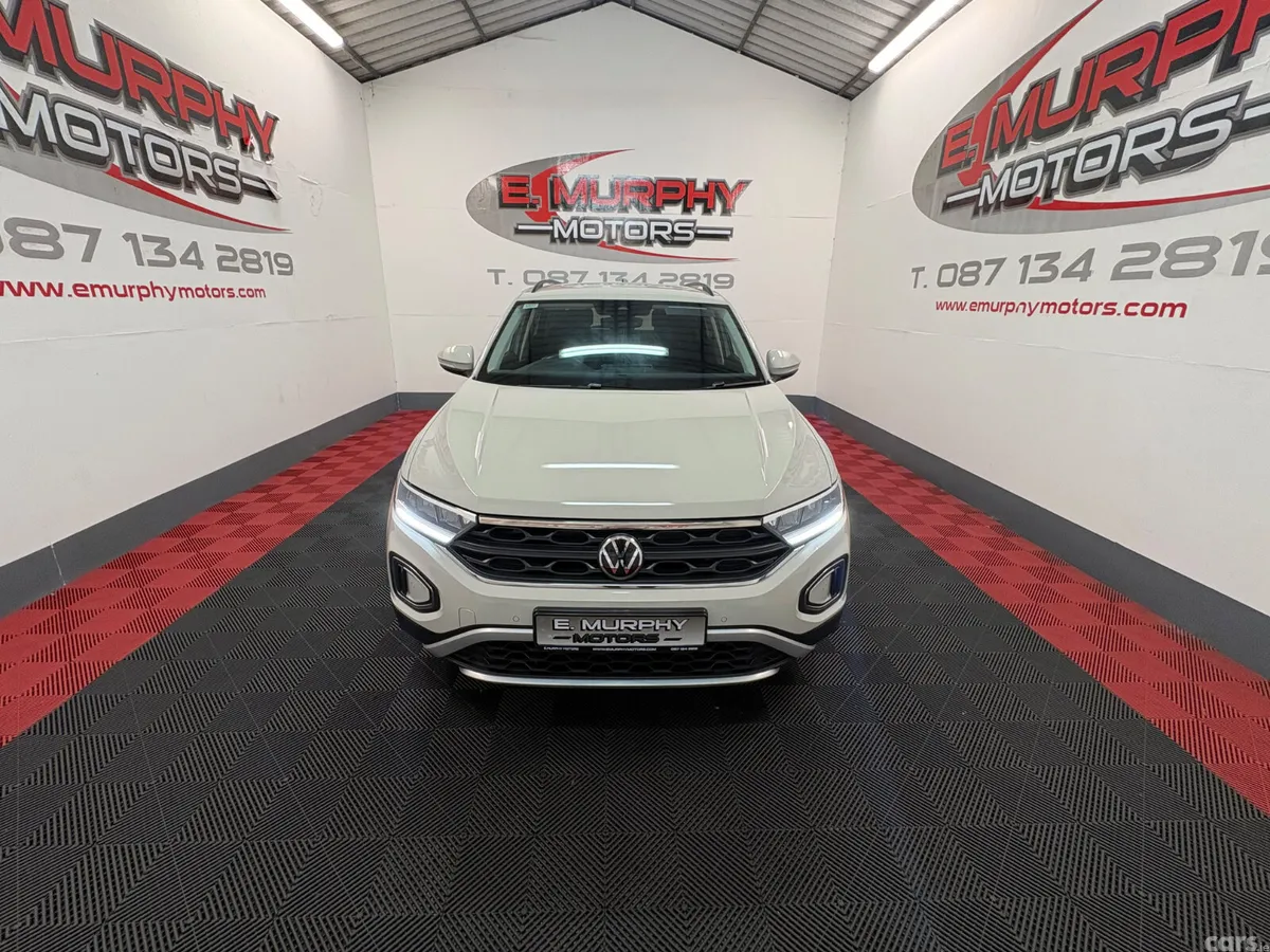 Volkswagen T-Roc SUV, Petrol, 2023, Grey
