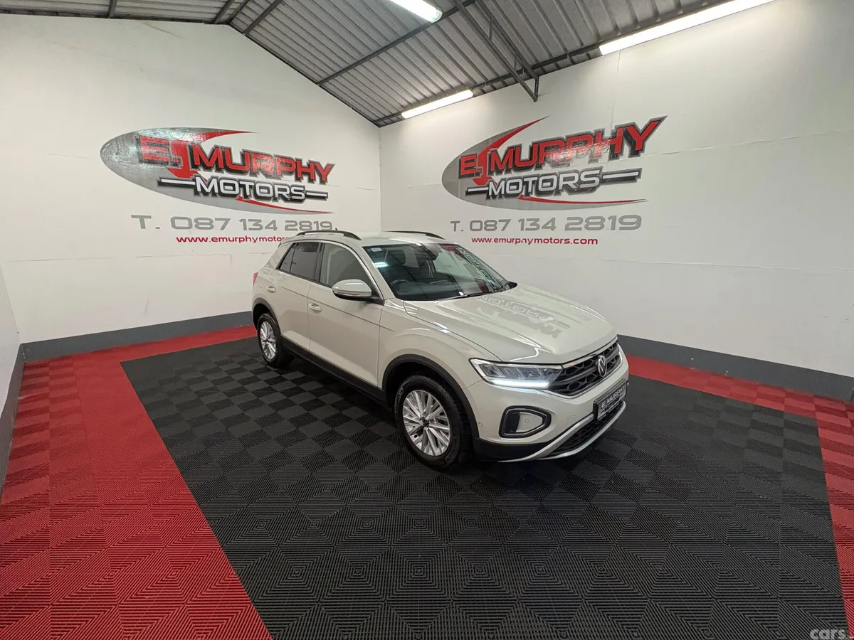 Volkswagen T-Roc SUV, Petrol, 2023, Grey