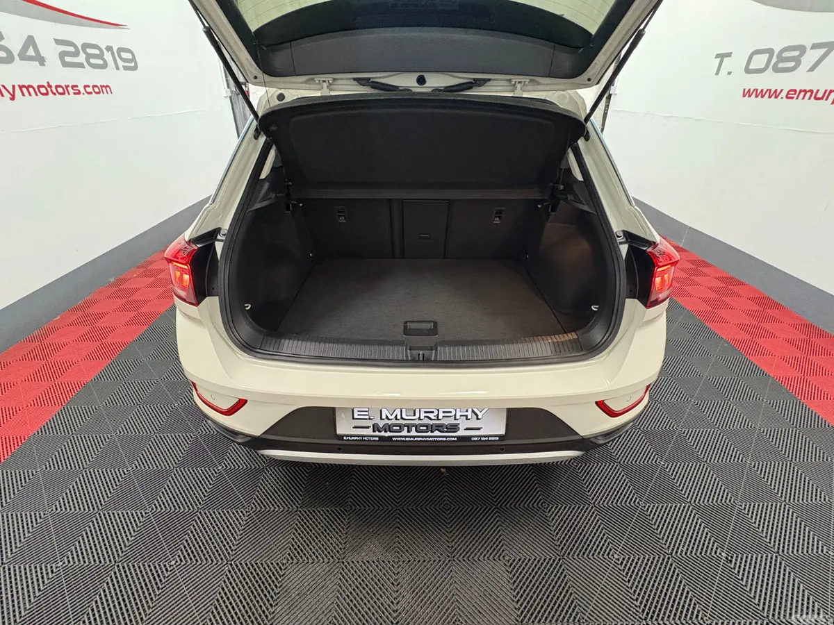 Volkswagen T-Roc SUV, Petrol, 2023, Grey