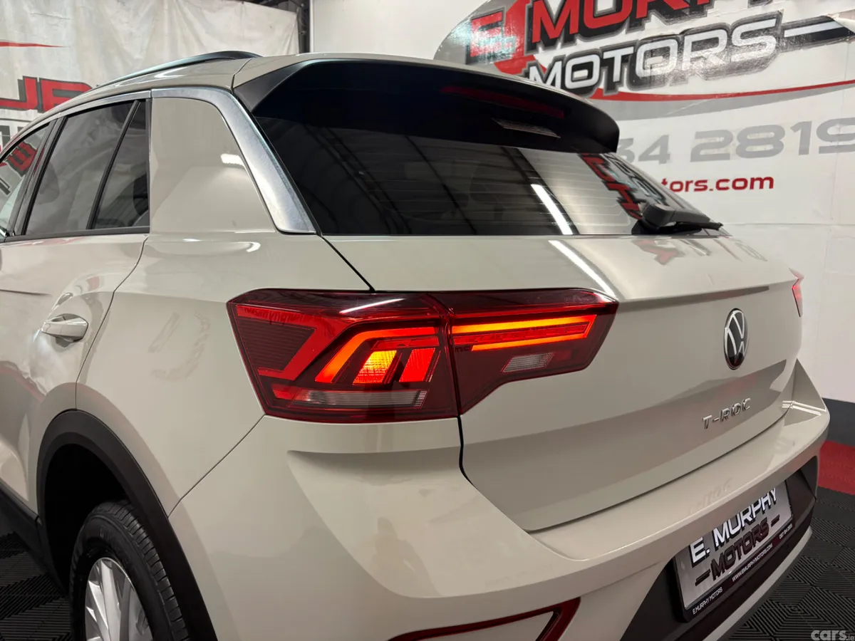 Volkswagen T-Roc SUV, Petrol, 2023, Grey