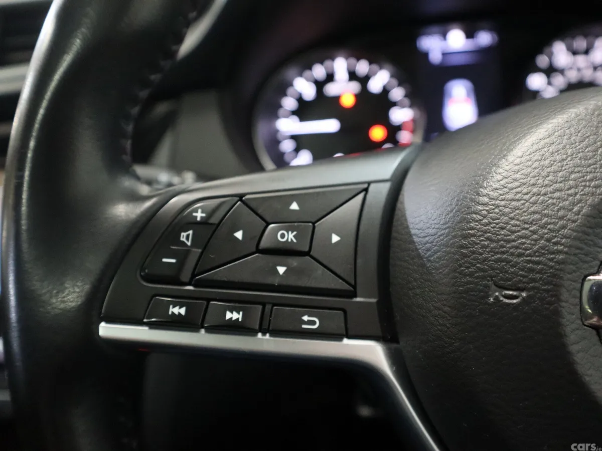 Nissan Qashqai SUV, Diesel, 2018, Black